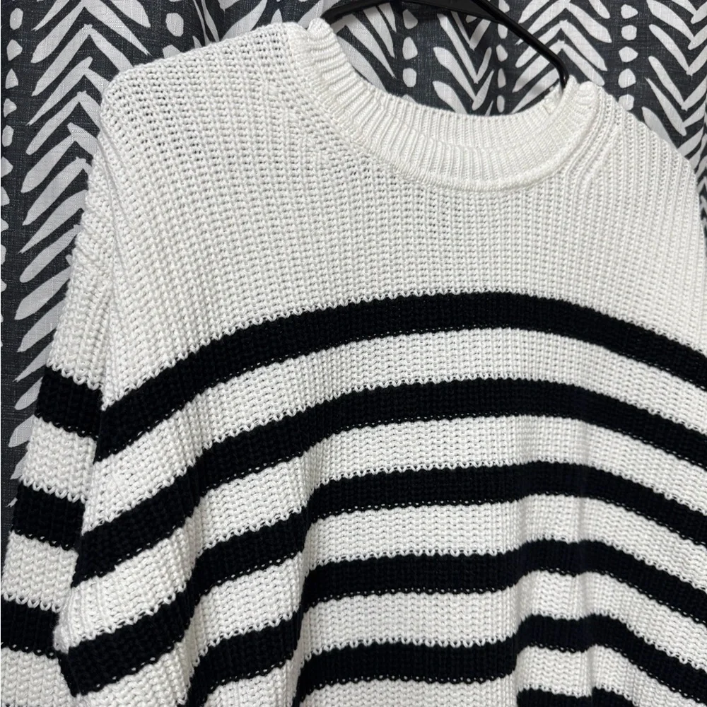 GAP Black and White Striped Crew Neck Sweater - Picture 2 of 5
